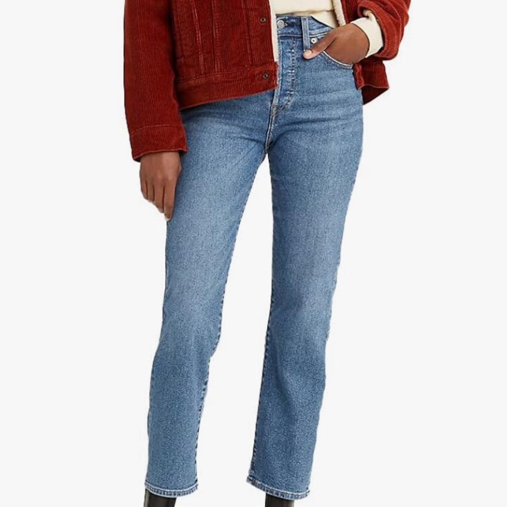 Levi’s Wedgie Straight Size 32 Love in the Mist